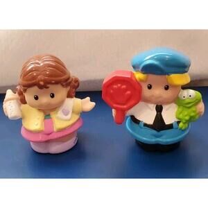 Fisher-Price Little People 2001 Mom 2009 Crossing Guard Replacement Figures